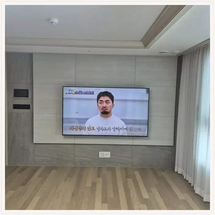 인천연수서해그랑블 무타공 벽걸이TV 설치 상담용 브라켓 참고 사진