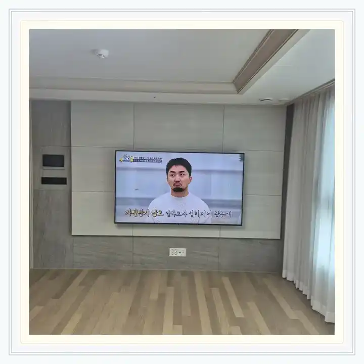 어반플러스주안 무타공 벽걸이TV 설치 상담용 브라켓 참고 사진