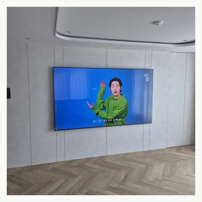 KTX강릉역동도센트리움 무타공 벽걸이TV 설치 상담용 브라켓 참고 사진
